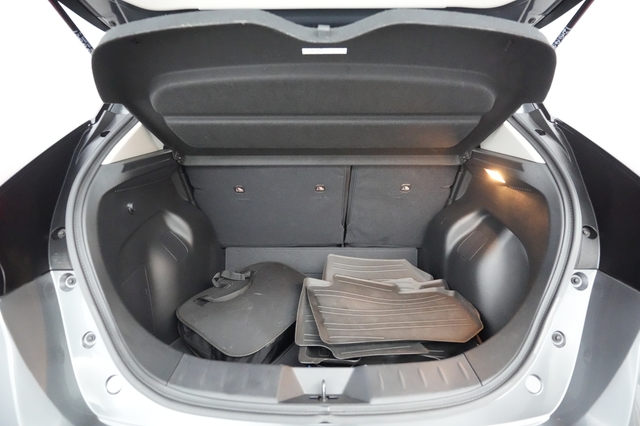 2023 Nissan LEAF