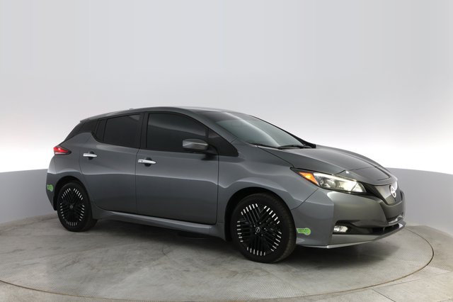 2023 Nissan LEAF — photo 8 of 29