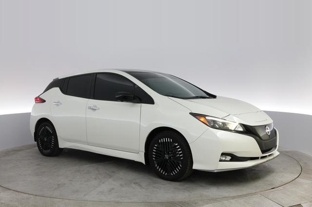 2023 Nissan LEAF — photo 7 of 56