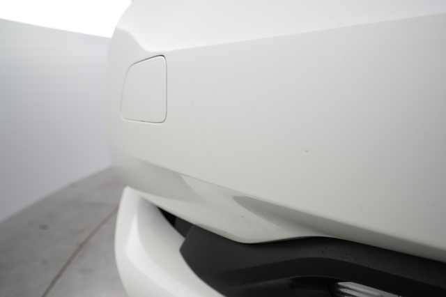 2023 Nissan LEAF
