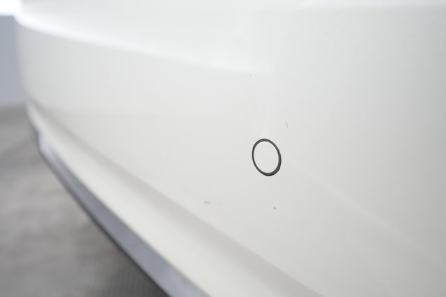 2023 Nissan LEAF — photo 23 of 56