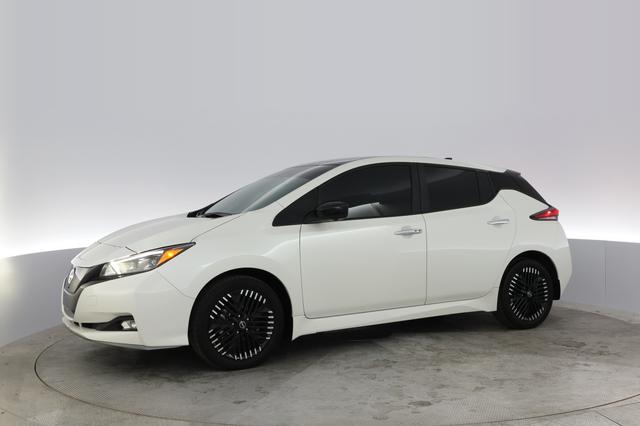 2023 Nissan LEAF — photo 10 of 56