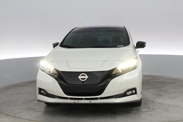 2023 Nissan LEAF — photo 5 of 56