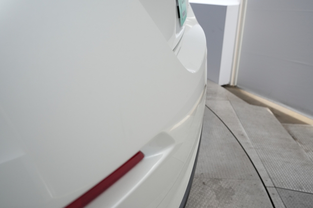2023 Nissan LEAF