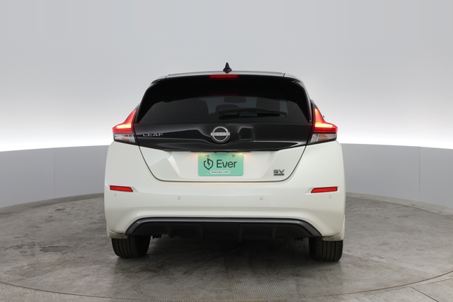 2023 Nissan LEAF