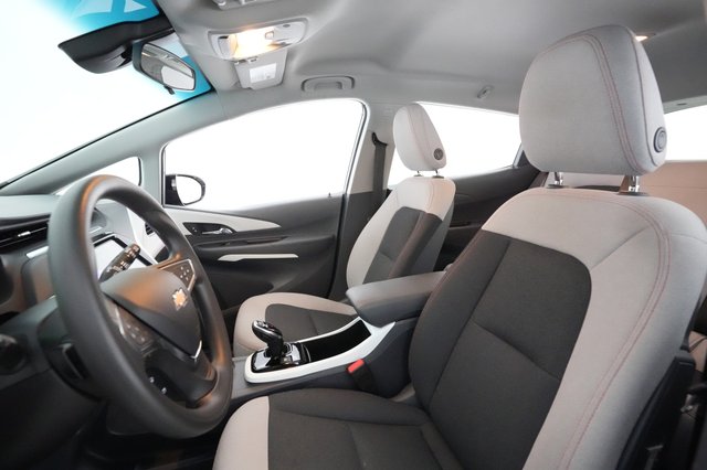 2020 Chevrolet Bolt — photo 15 of 36