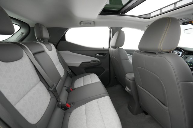 2023 Chevrolet Bolt EUV — photo 3 of 31