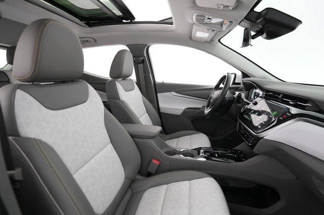 2023 Chevrolet Bolt EUV — photo 17 of 31