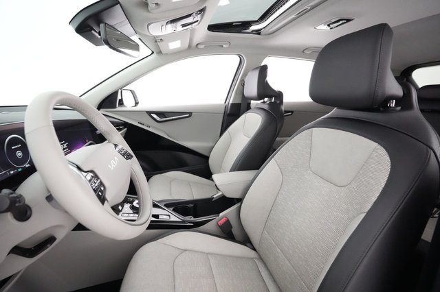 2024 Kia Niro EV — photo 15 of 23