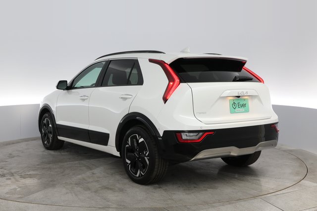 2024 Kia Niro EV — photo 9 of 23