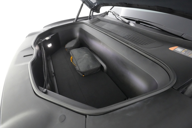 2023 Rivian R1S