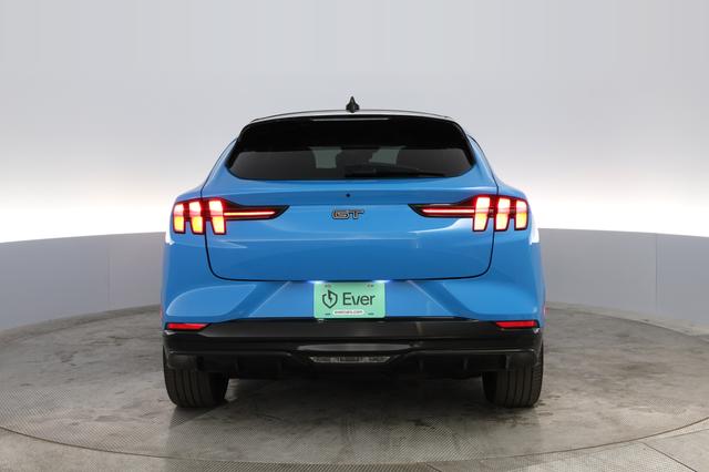 2021 Ford Mustang Mach-E — photo 6 of 11