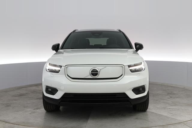2021 Volvo XC40 Recharge — photo 6 of 48