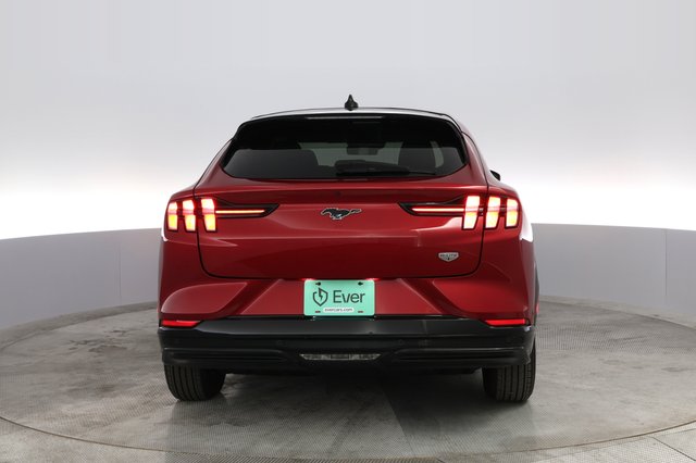 2021 Ford Mustang Mach-E — photo 8 of 34