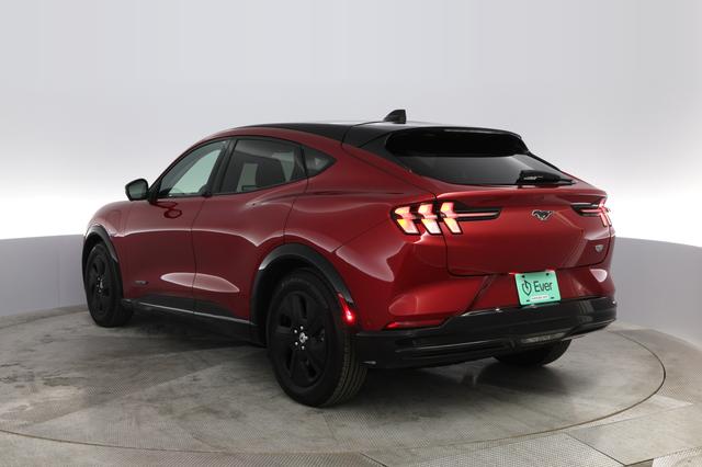 2021 Ford Mustang Mach-E — photo 9 of 34