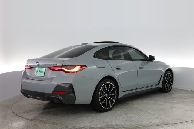 2024 BMW i4 — photo 2 of 28