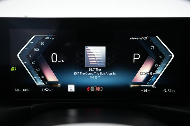 2024 BMW i4 — photo 4 of 28