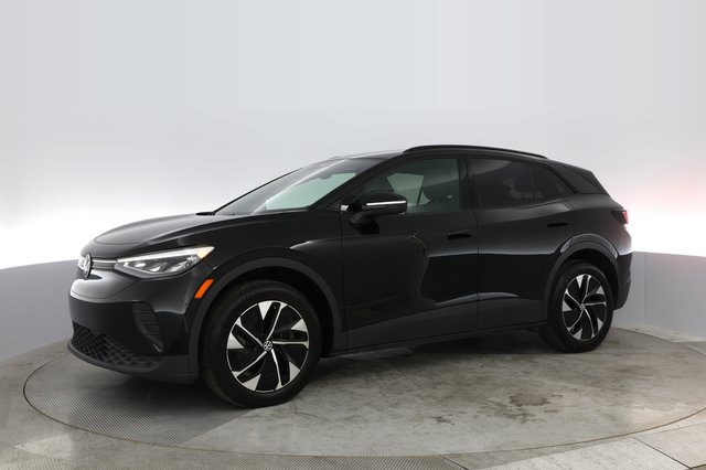 2022 Volkswagen ID.4 — photo 10 of 26