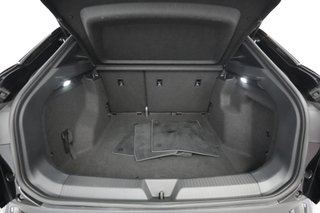 2022 Volkswagen ID.4 — photo 19 of 26