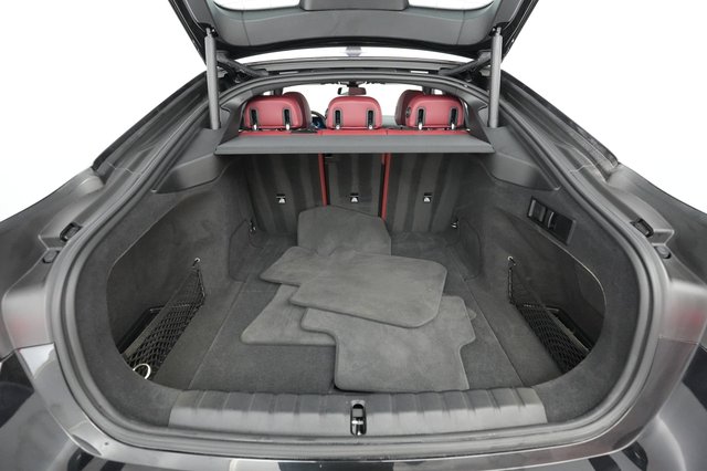 2023 BMW i4 — photo 20 of 38