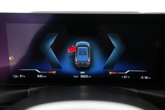 2023 BMW i4 — photo 4 of 38