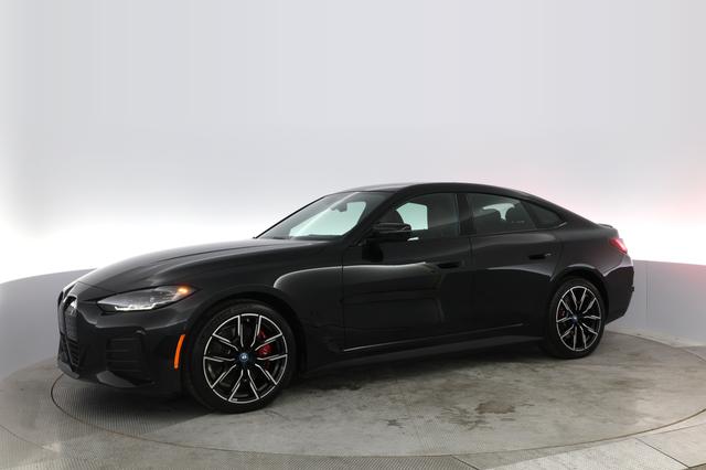 2023 BMW i4 — photo 10 of 38
