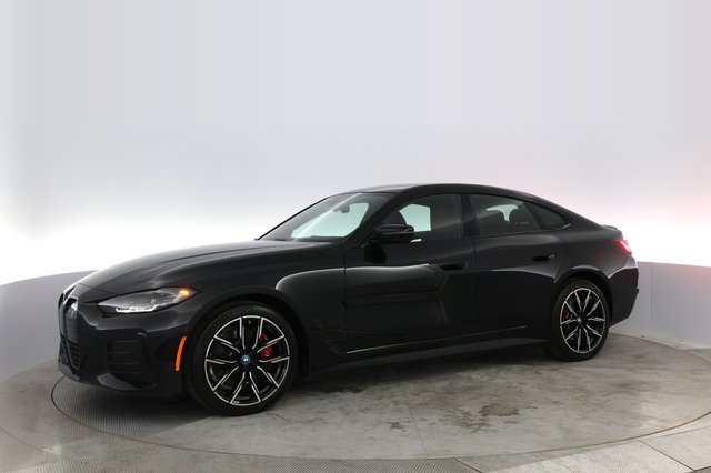 2023 BMW i4 — photo 10 of 38