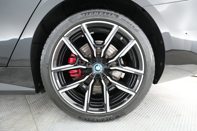 2023 BMW i4 — photo 12 of 38