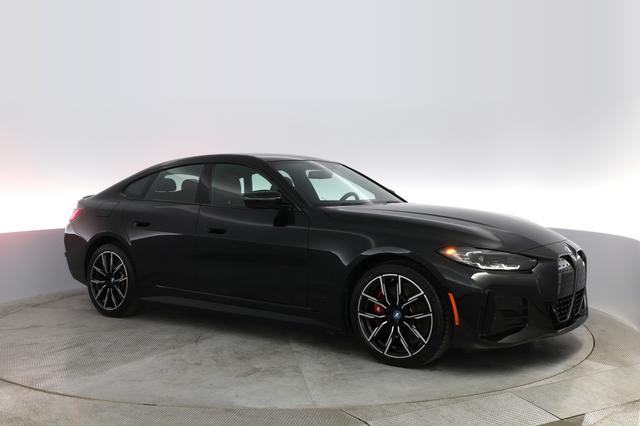 2023 BMW i4 — photo 7 of 38