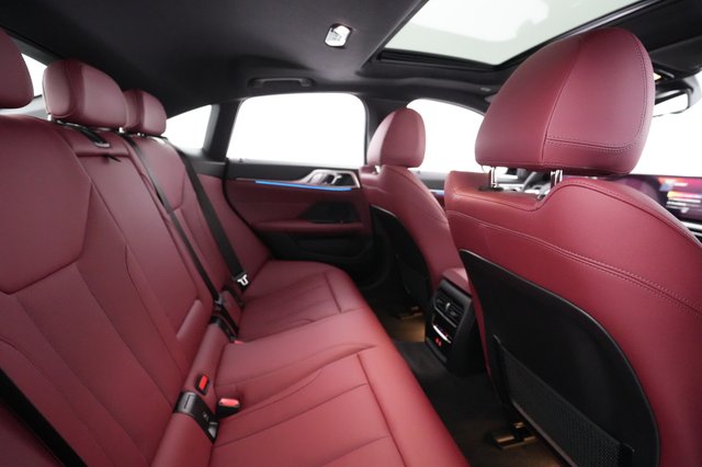 2023 BMW i4 — photo 3 of 38