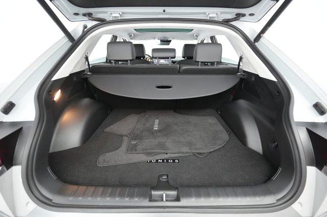 2023 Hyundai IONIQ 5 — photo 22 of 27