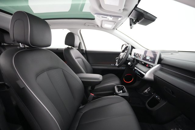 2023 Hyundai IONIQ 5 — photo 18 of 27