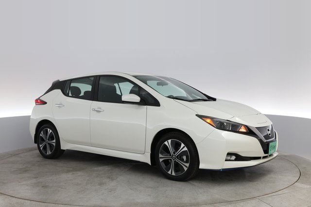2020 Nissan LEAF — photo 4 of 8