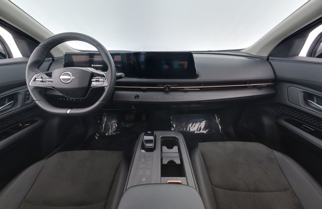 2023 Nissan Ariya — photo 19 of 34