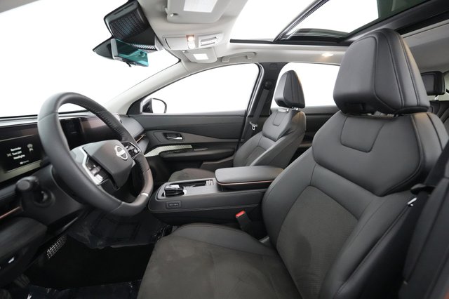 2023 Nissan Ariya — photo 16 of 34