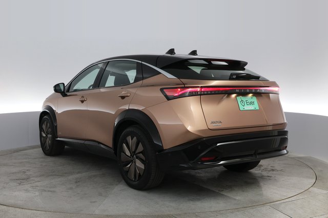 2023 Nissan Ariya — photo 10 of 34