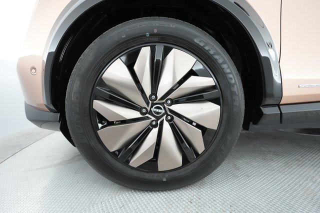 2023 Nissan Ariya — photo 12 of 34