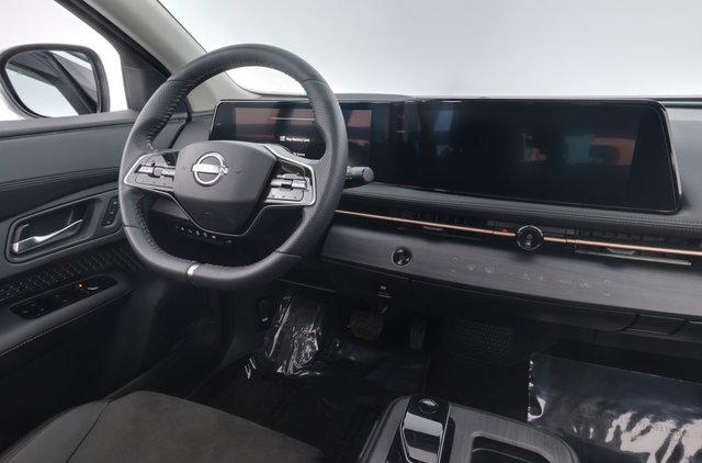 2023 Nissan Ariya — photo 3 of 34