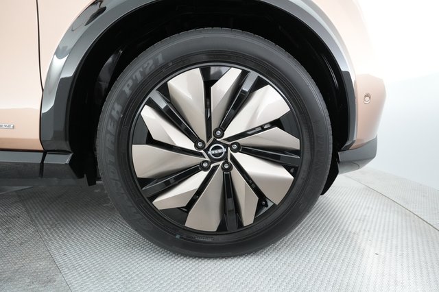 2023 Nissan Ariya — photo 14 of 34