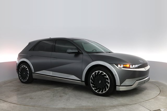 2022 Hyundai IONIQ 5 — photo 4 of 8