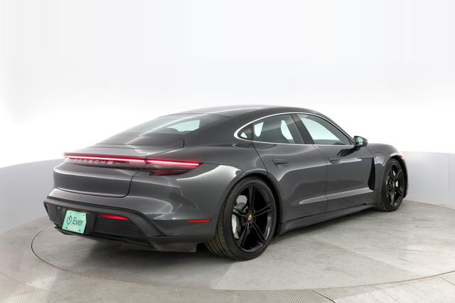 2021 Porsche Taycan — photo 2 of 31