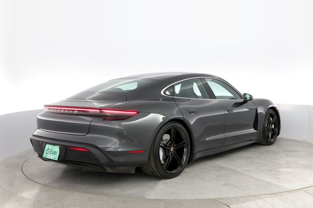 2021 Porsche Taycan — photo 2 of 31