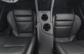 2021 Porsche Taycan — photo 3 of 31