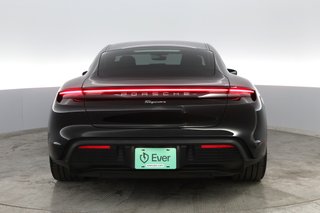 2021 Porsche Taycan — photo 9 of 35