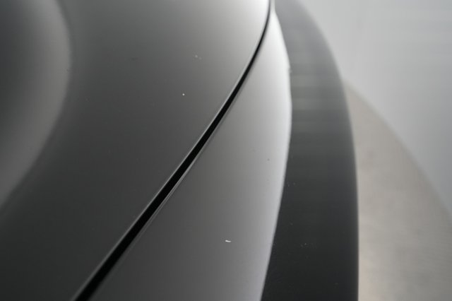 2021 Porsche Taycan — photo 20 of 35