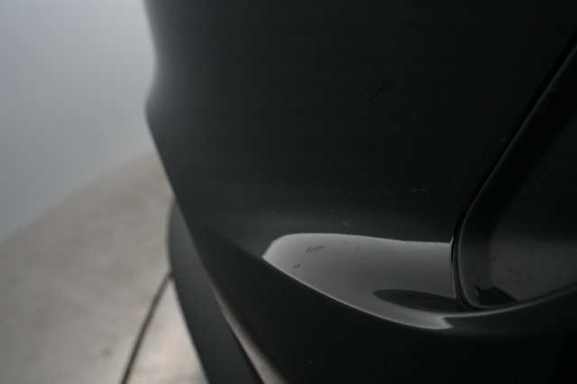 2021 Porsche Taycan — photo 29 of 35