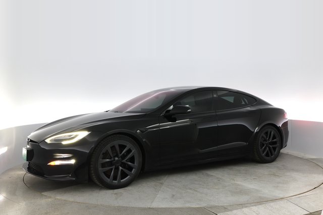 2022 Tesla Model S — photo 10 of 37