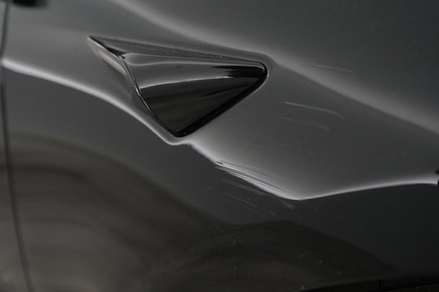 2022 Tesla Model S — photo 28 of 37
