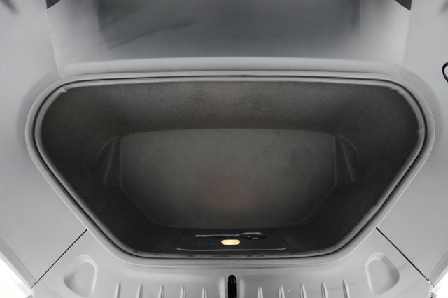 2022 Tesla Model S — photo 20 of 37