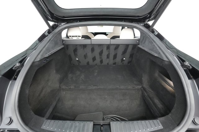 2022 Tesla Model S — photo 21 of 37